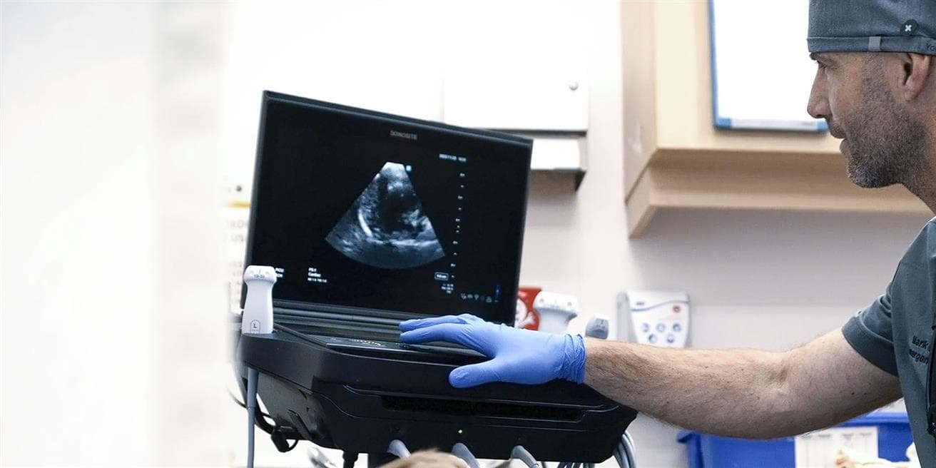 Suncor fait équipe avec l'Alberta Children’s Hospital pour développer KidSONO - un programme d'échographie novateur au chevet du patient, qui établit une nouvelle norme de référence en matière de soins pédiatriques. 